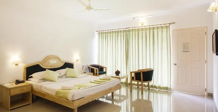 Hotel Periyar Meadows Kumarakom
